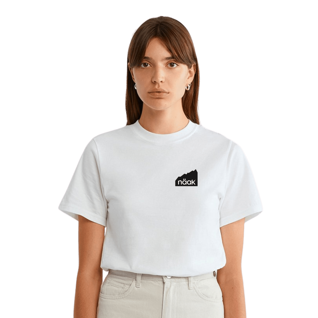 Näak Gear &amp; Accessories Gear &amp; Accessories | C&#39;est Beau™ T-Shirt